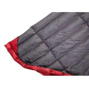 Mountain Designs Outdoor Down 12 Quilt Red Red Dahlia
