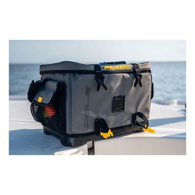119937 zipperless z series 3700 tackle bag Plano Z-Series The Plano Z Series Tackle Bag is a durable and waterproof solution for saltwater tackle needs Z SERIES WATERPROOF TACKLE BAG