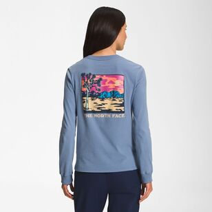 The North Face Women's Long Sleeve Graphic Injection Tee Fork Blue & Coral Sunshine
