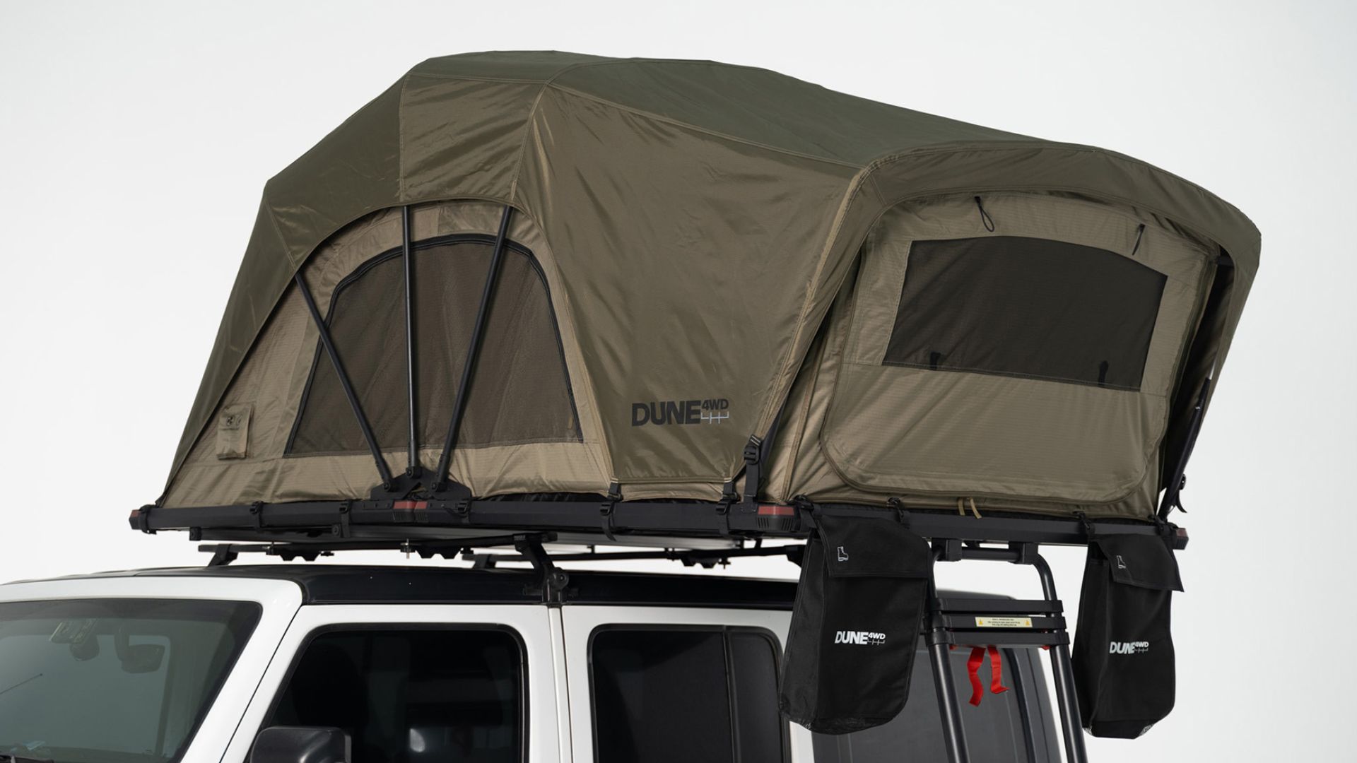Dune 4WD 120cm rooftop tent mounted on car roof