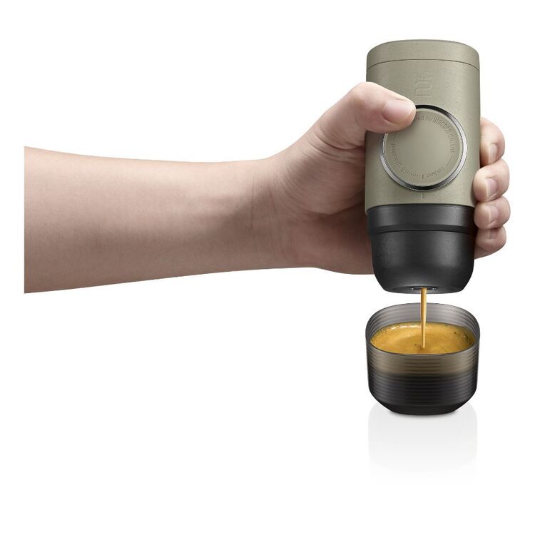 WACACO Minipresso NS2 Draagbare Espressomachine, Nieuwe Generatie Van De Minipresso Ns Handmatig Koffiezetapparaat Compatibel Met Originele Nespresso Capsules En Compatibele Producten Ns Capsules WACACO Minipresso NS2 Draagbare Espressomachine, Nieuwe Generatie Van De Minipresso Ns Handmatig Koffiezetapparaat Compatibel Met Originele Nespresso Capsules En Compatibele Producten Ns Capsules